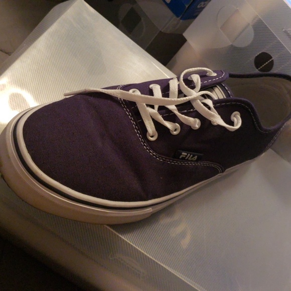 Filas - Picture 2 of 2